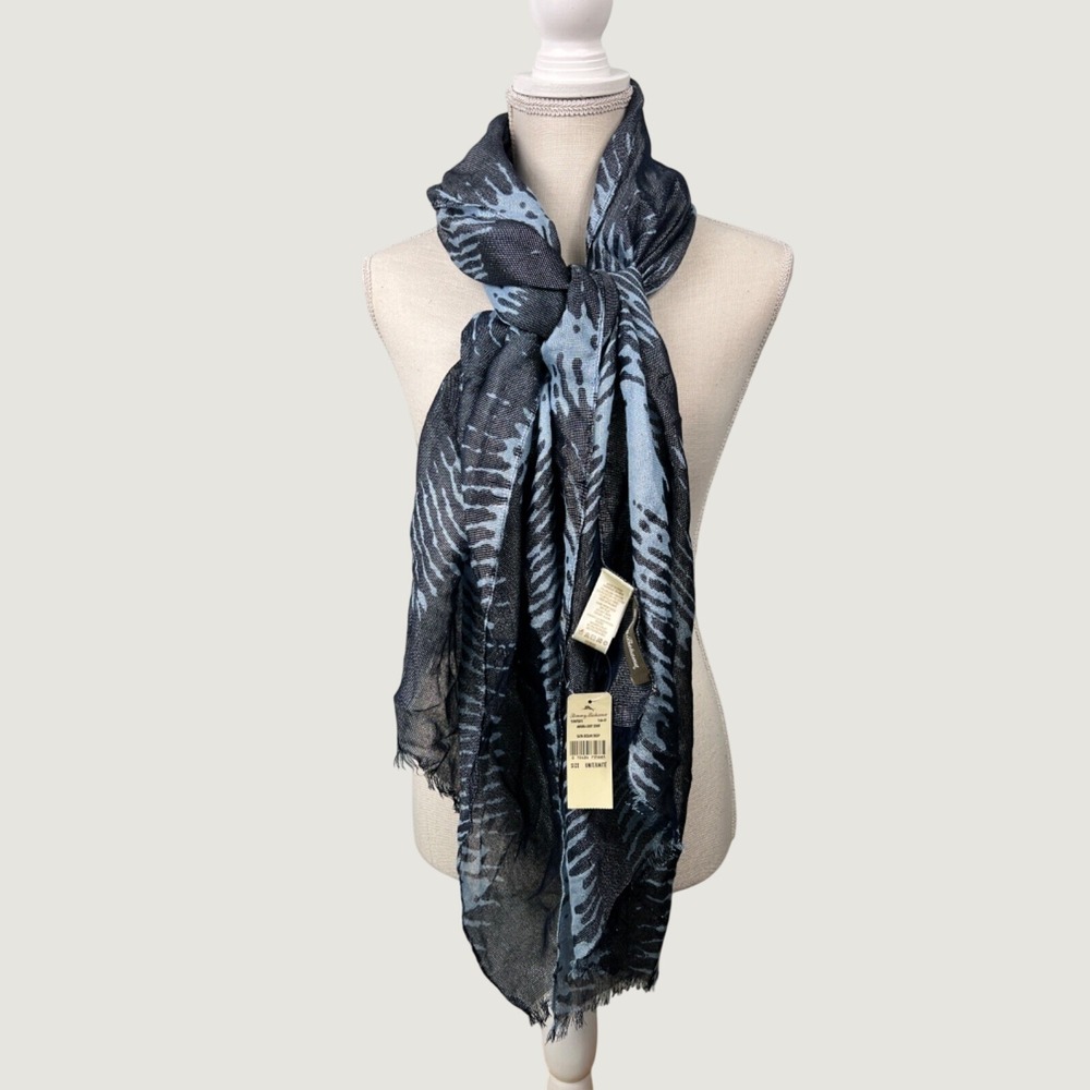 Tommy Bahama Scarf Womens Blue Aurora Light Ocean Deep Metallic Shimmer Fringed